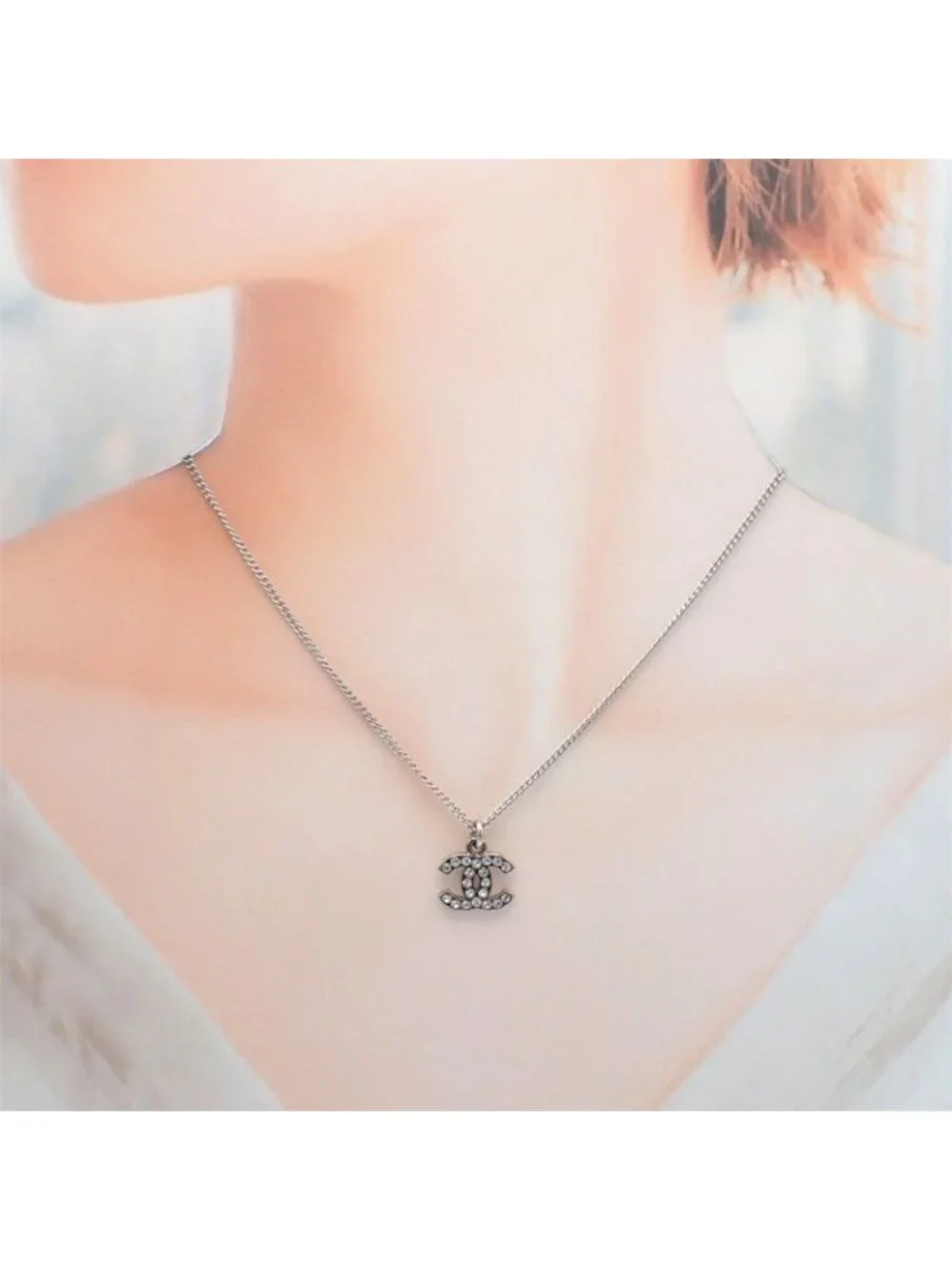 Chanel CC Logo Necklace Metal Crystal Silver Simple